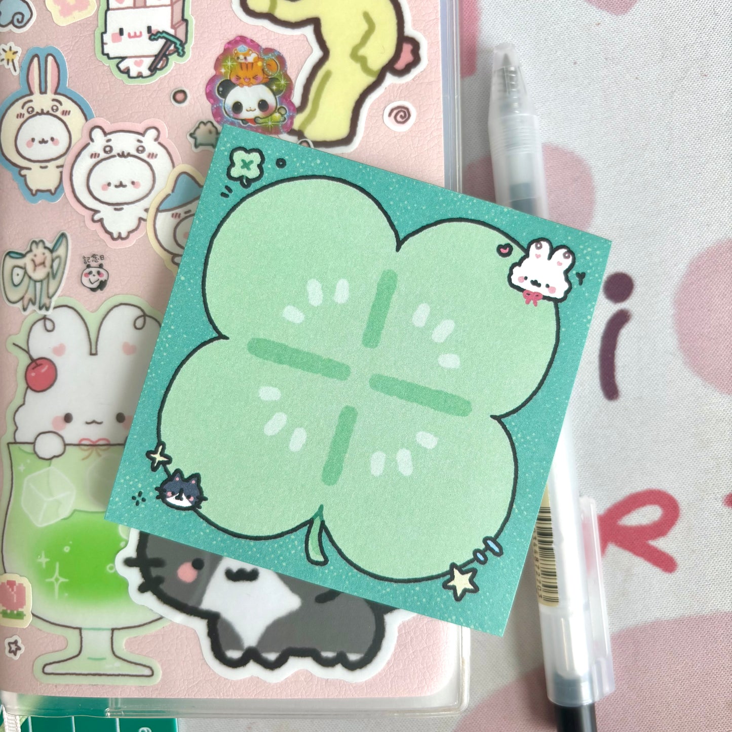 Clover Bimbo Memo Pad